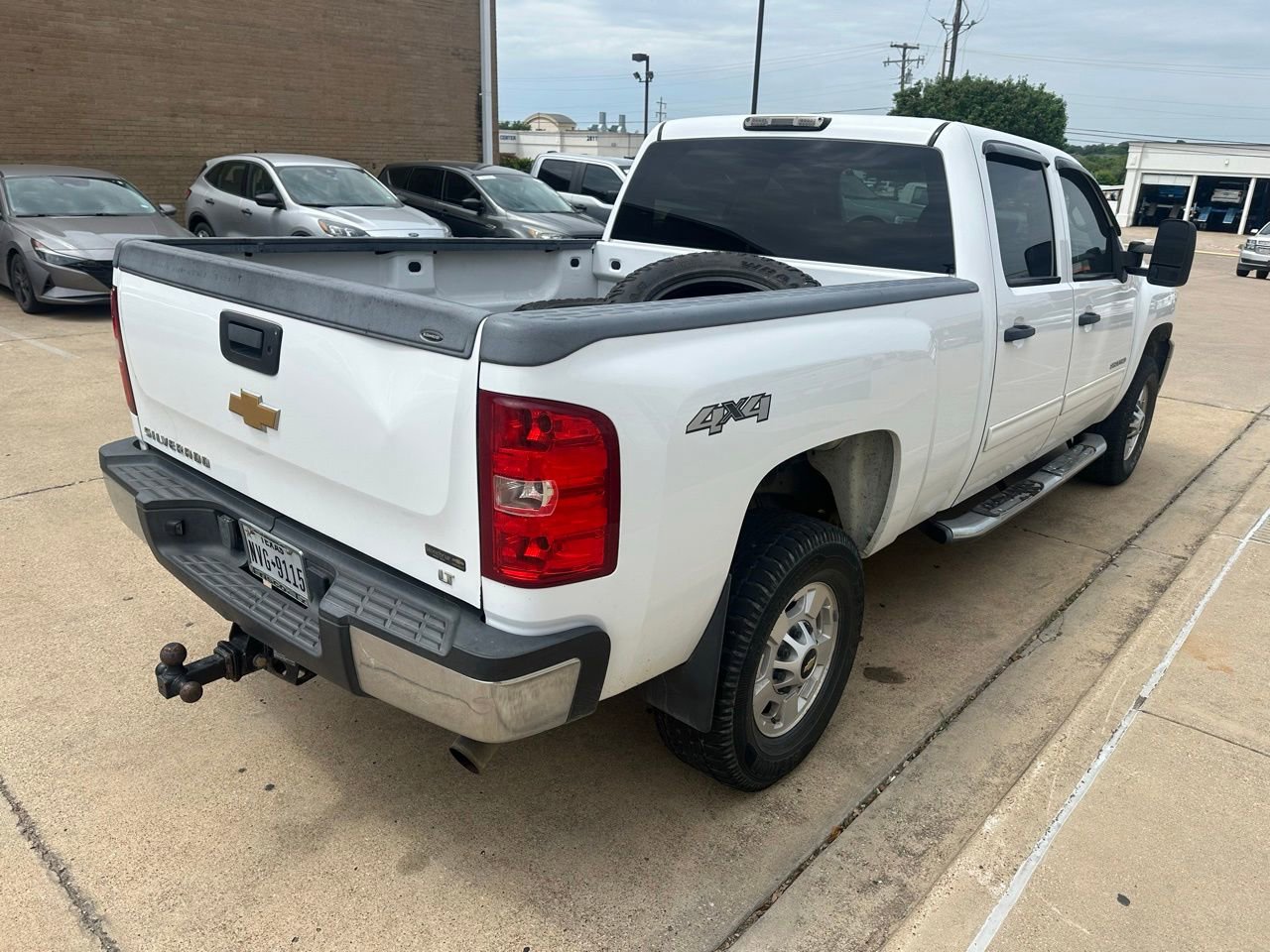 Used 2014 Chevrolet Silverado 2500 LT AWD/4WD image 1