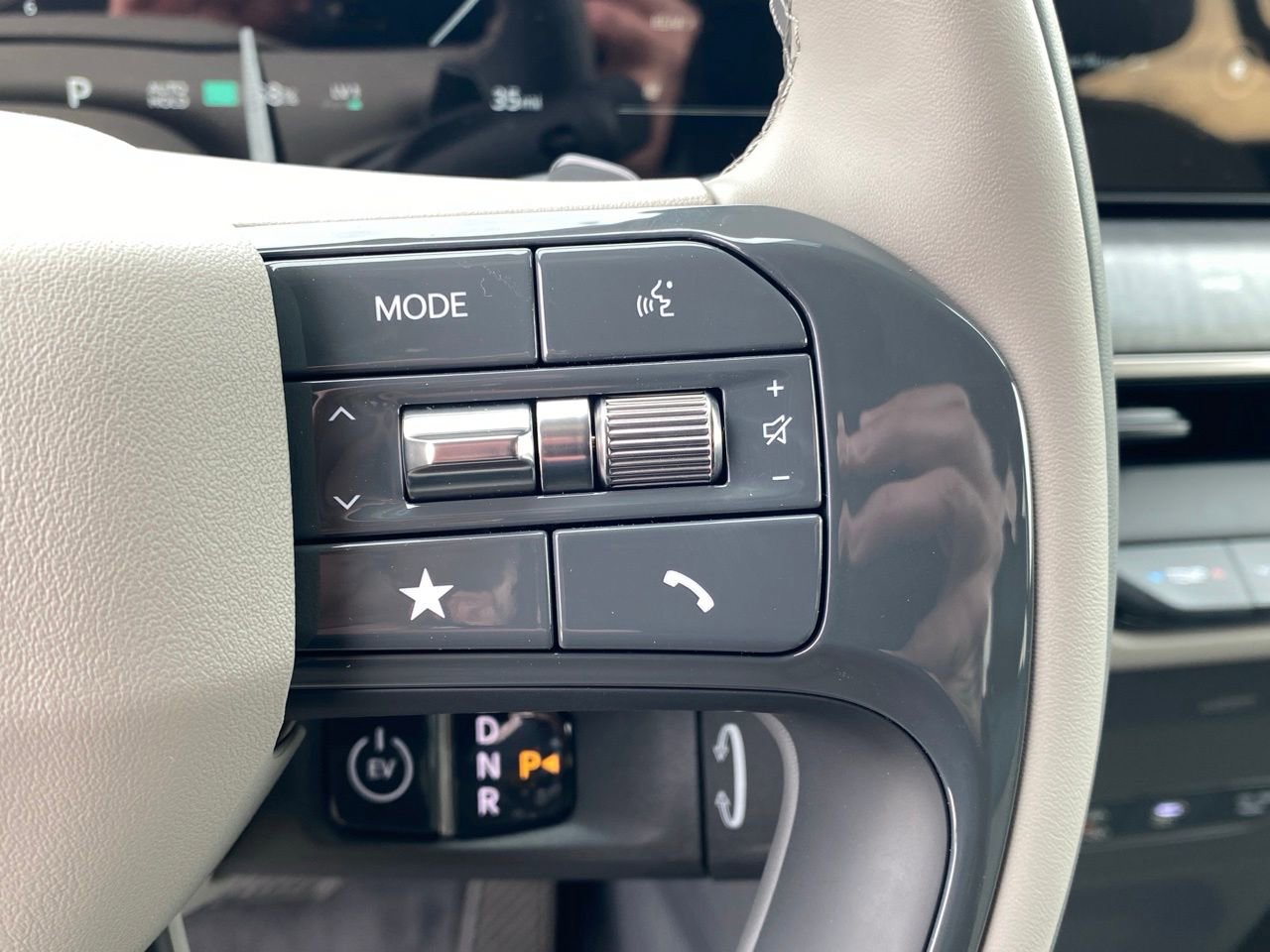 New 2026 Kia EV9 Wind image 14