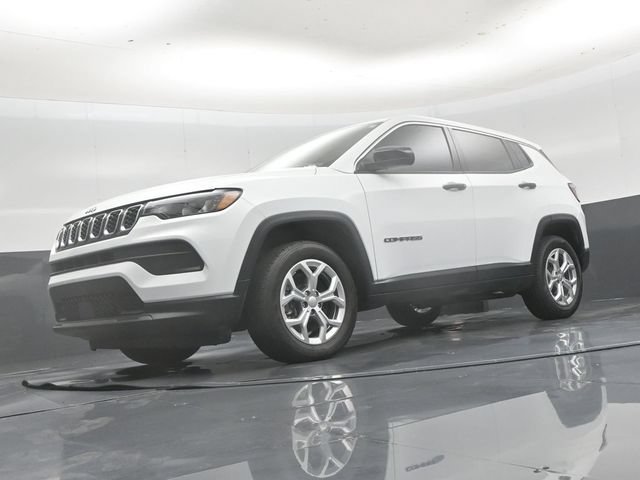 Used 2025 Jeep Compass Sport AWD/4WD image 44