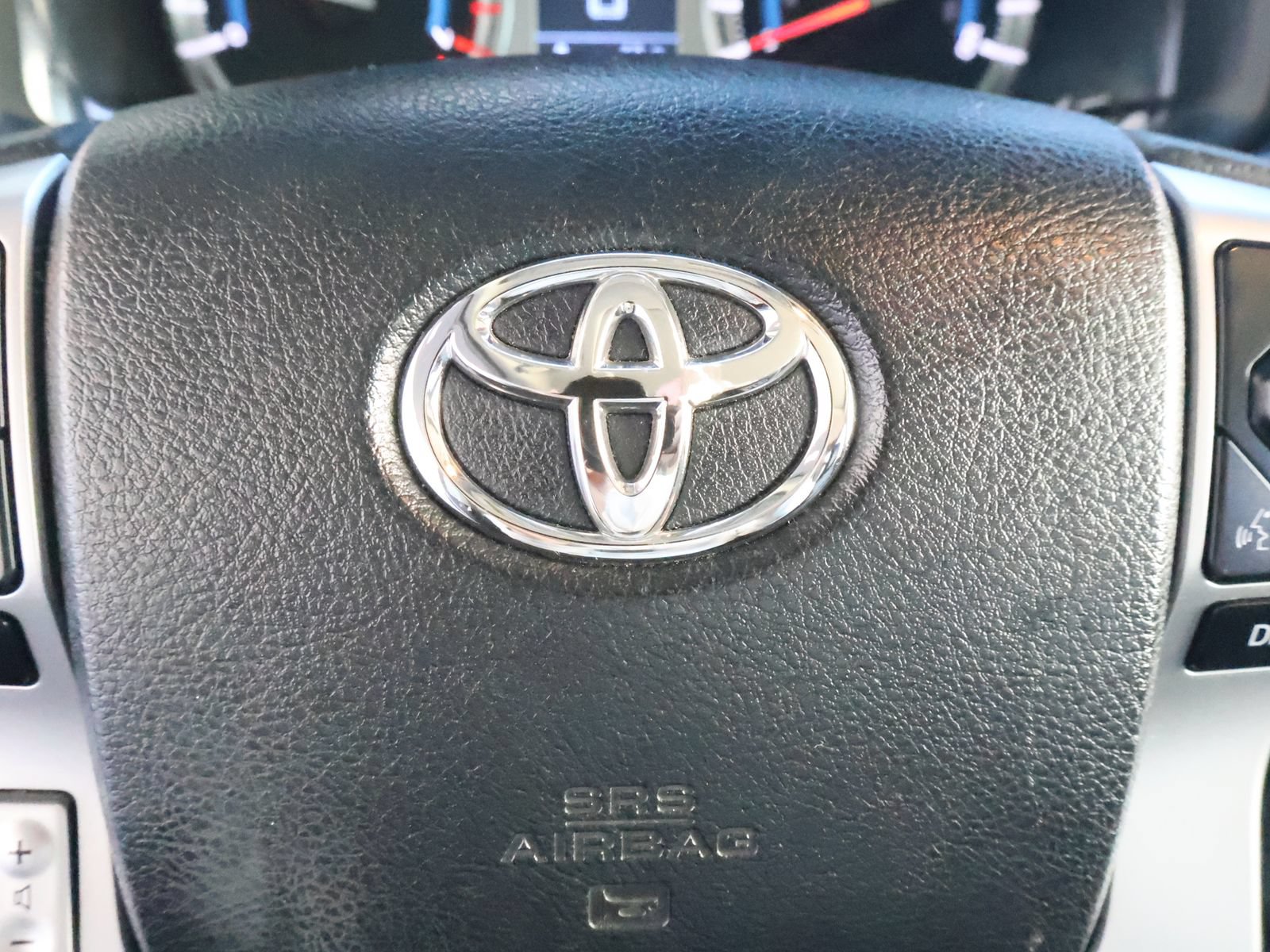 Used 2016 Toyota 4Runner SR5 Premium AWD/4WD image 31
