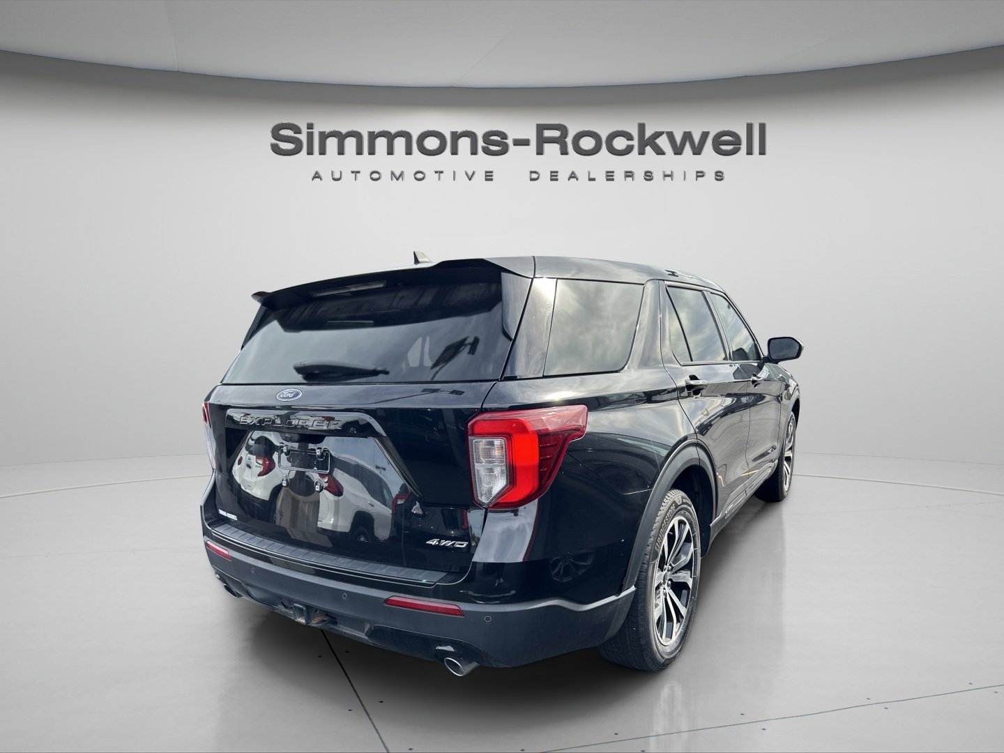 Used 2022 Ford Explorer ST-Line w/ Class IV Trailer Tow Package image 14