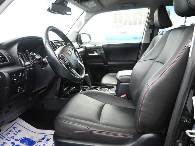 Used 2024 Toyota 4Runner TRD Off-Road Premium image 12