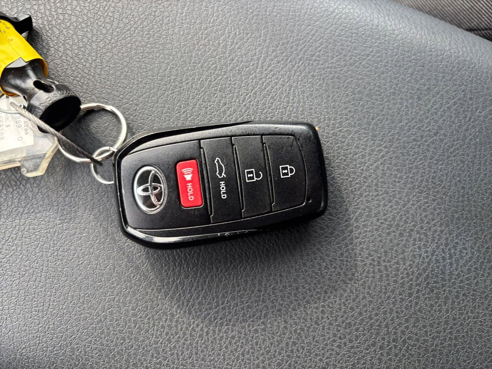 Used 2025 Toyota Camry LE image 22