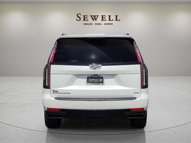 Used 2022 Cadillac Escalade ESV Sport w/ Touring Package AWD/4WD image 4