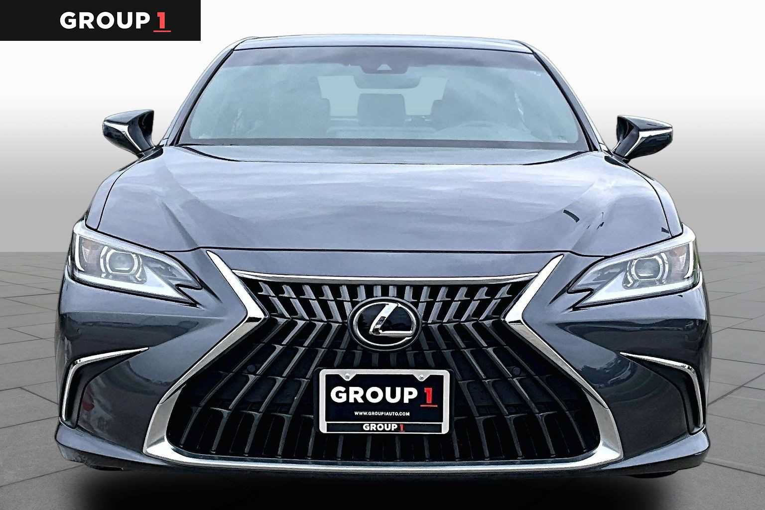 Used 2024 Lexus ES 350 w/ Premium Package FWD image 4