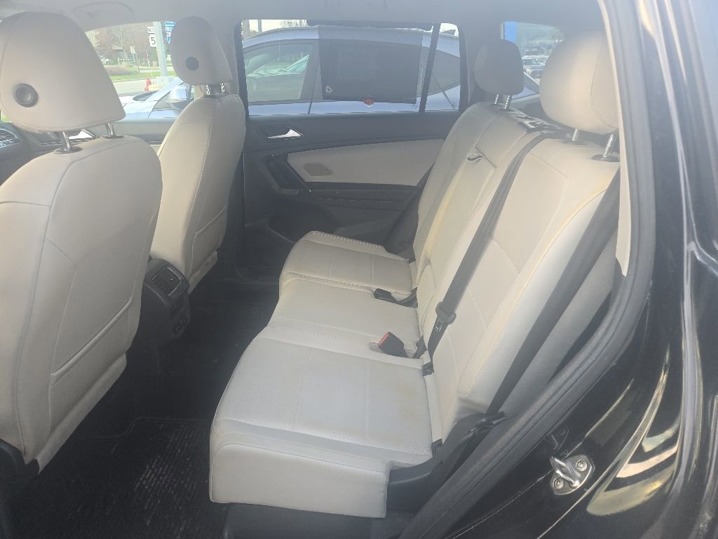 Used 2018 Volkswagen Tiguan SE AWD/4WD image 8