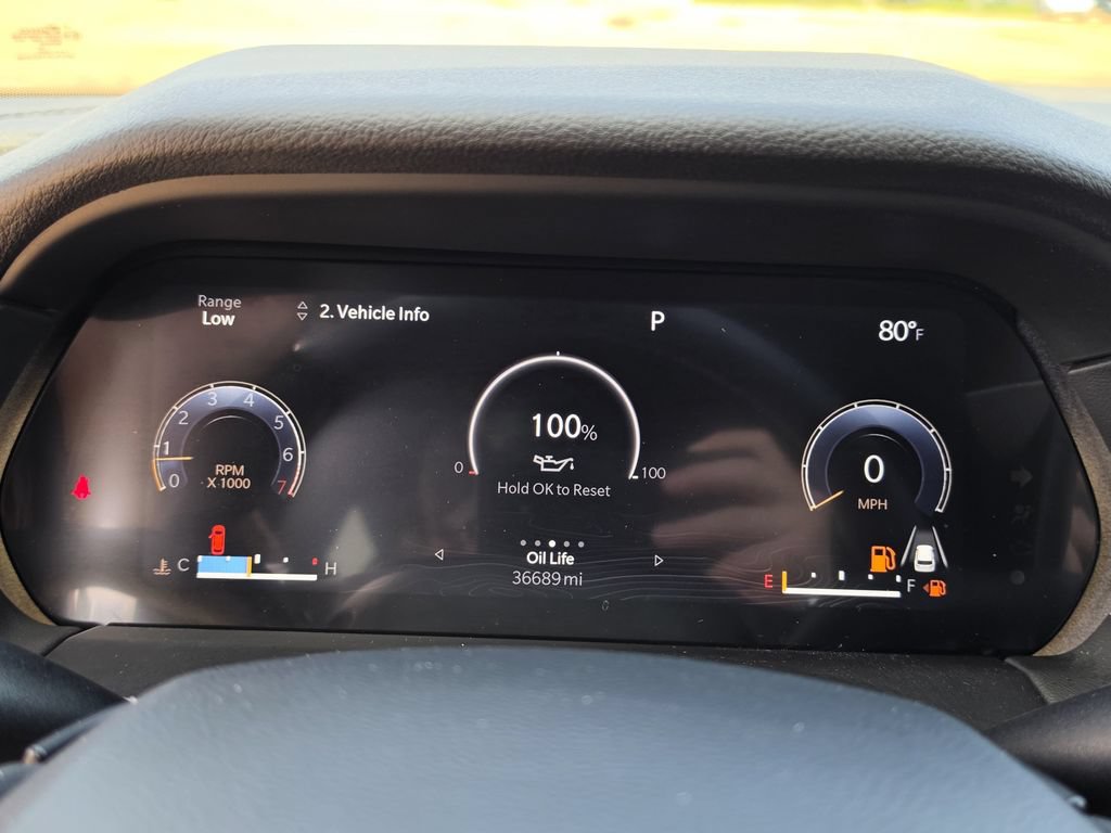 Used 2023 Jeep Grand Cherokee Altitude RWD image 13