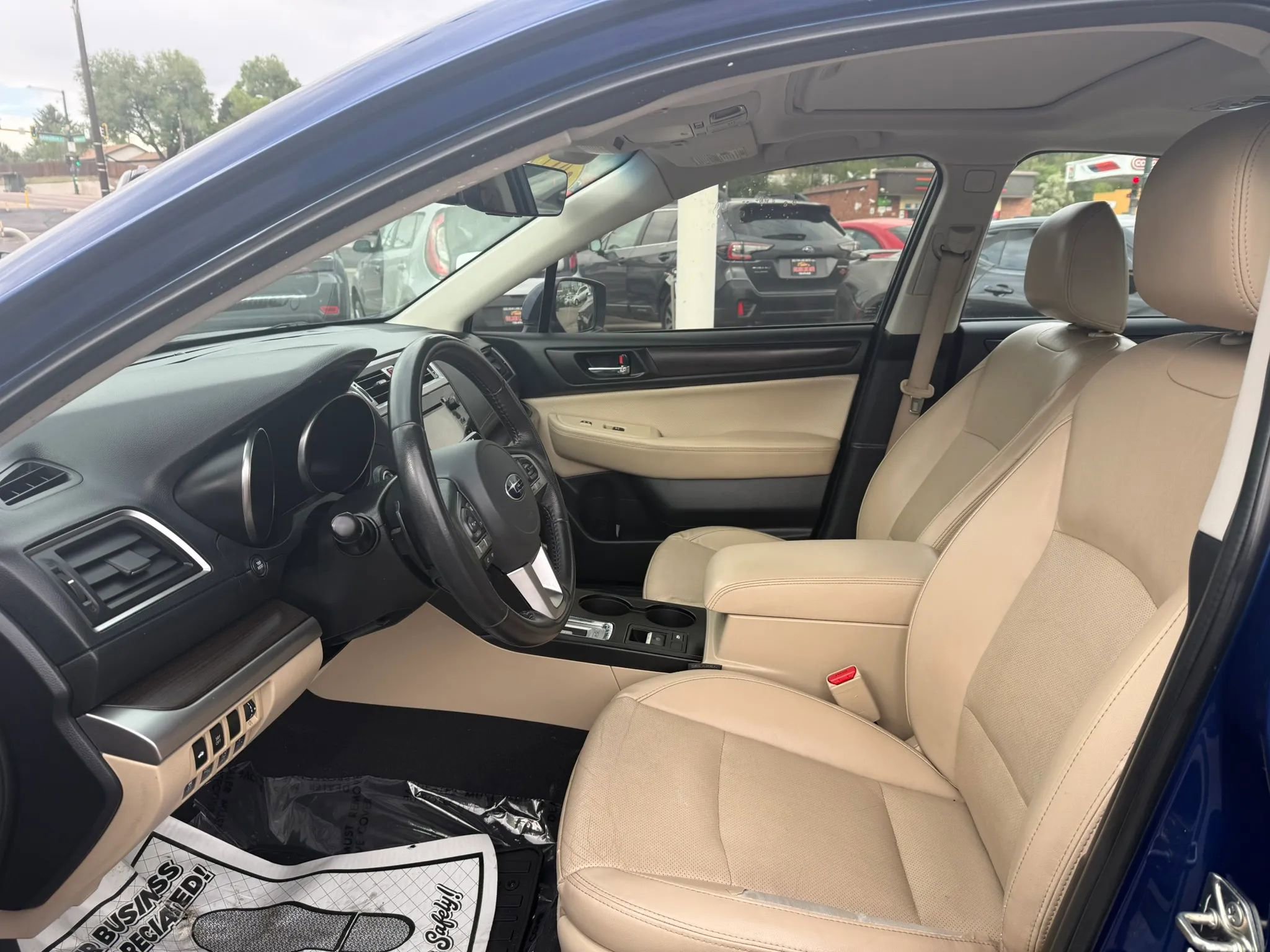 Used 2017 Subaru Legacy 2.5i Limited AWD/4WD image 10