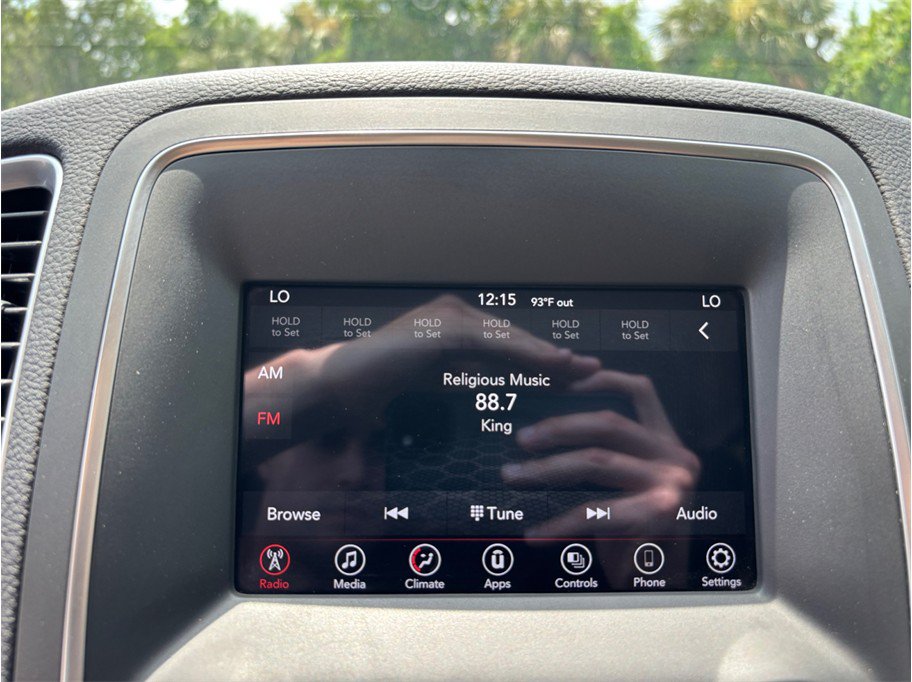Used 2020 Dodge Durango SXT w/ 3rd Row Seating Group AWD/4WD image 23