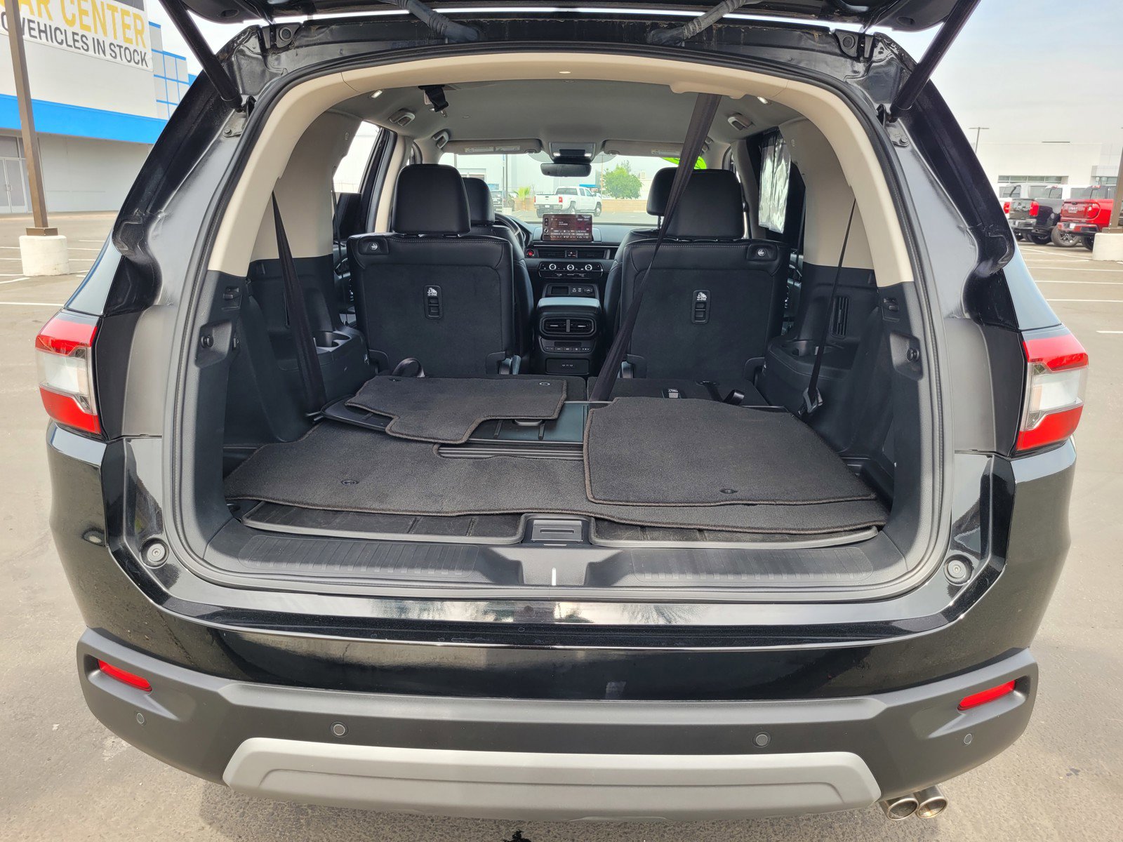 Used 2025 Honda Pilot EX-L image 27