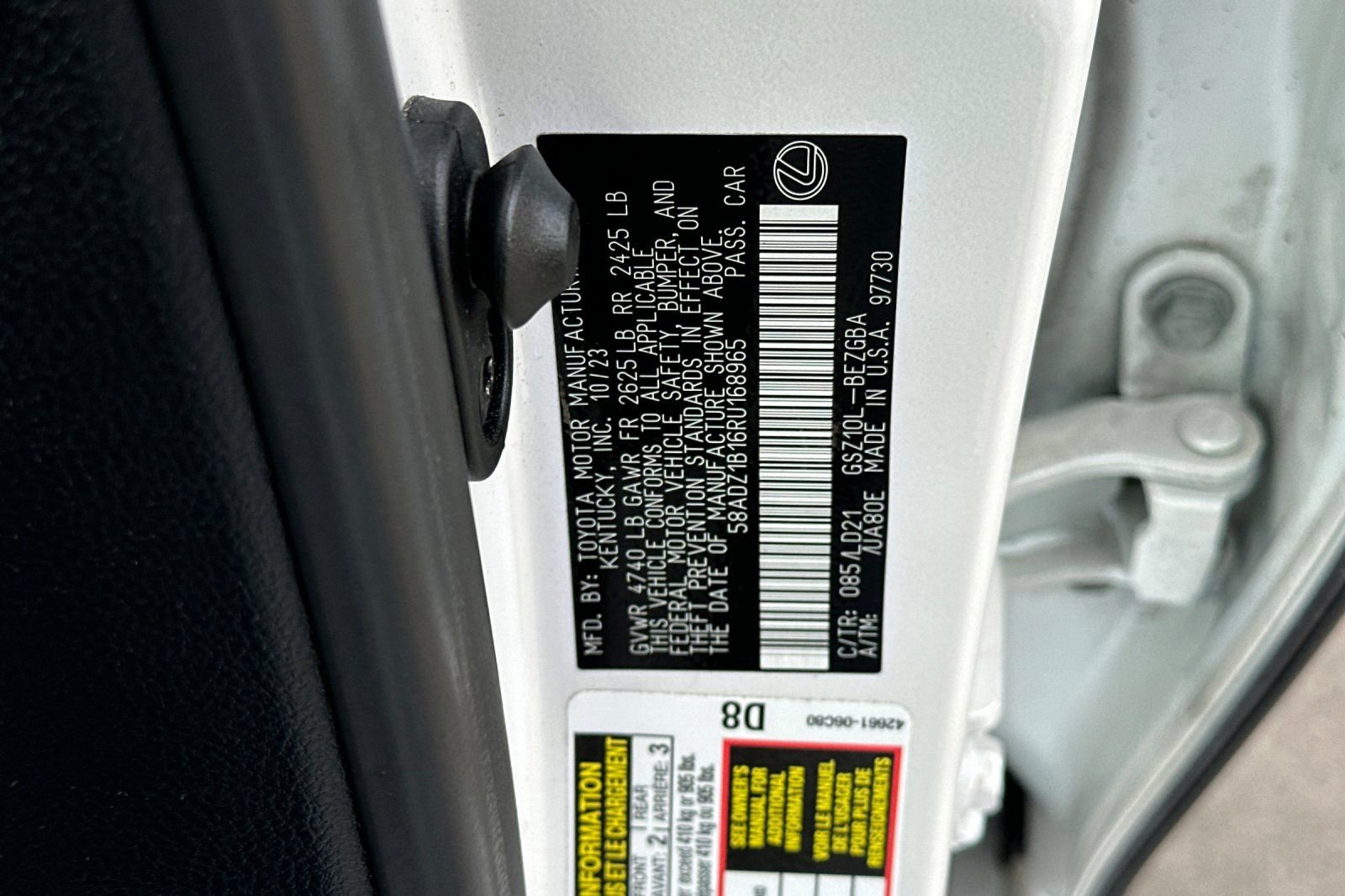 Certified 2024 Lexus ES 350 w/ Premium Package image 32