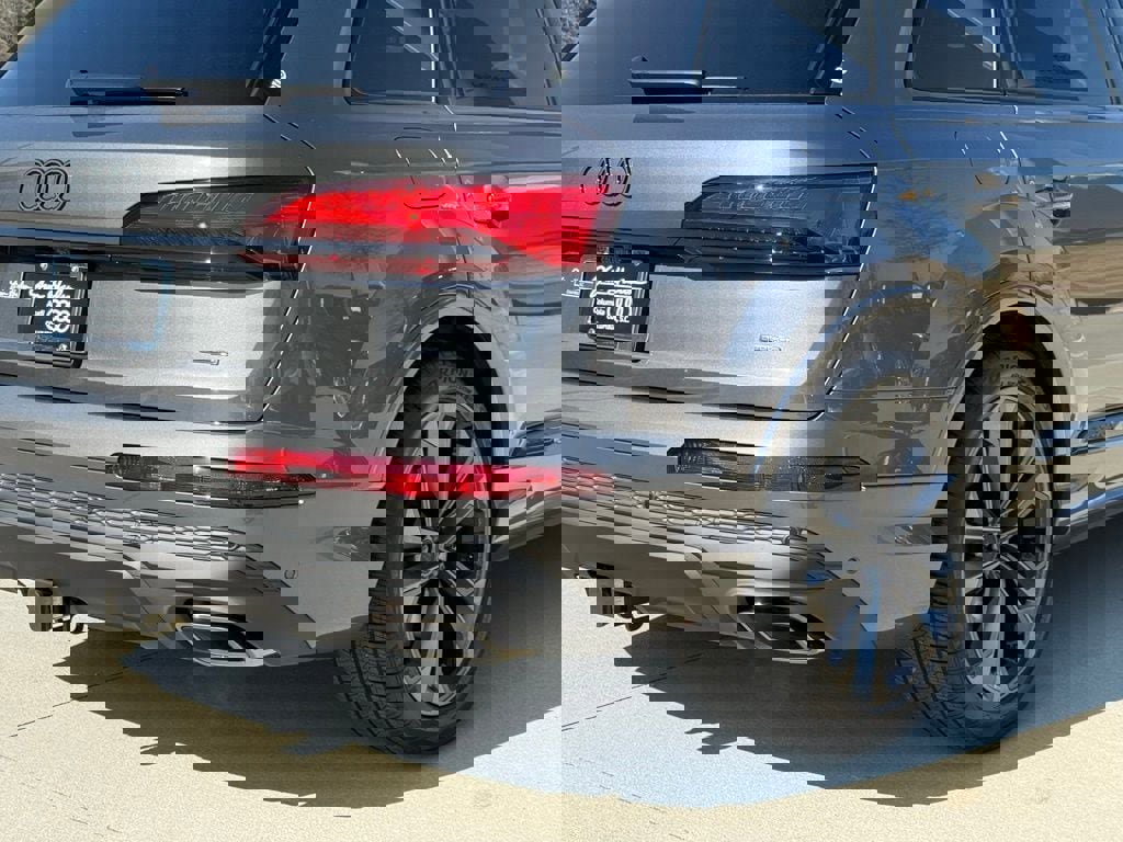 New 2026 Audi Q7 3.0T Premium Plus image 15