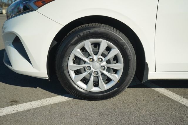 Used 2024 Kia Forte LX image 11