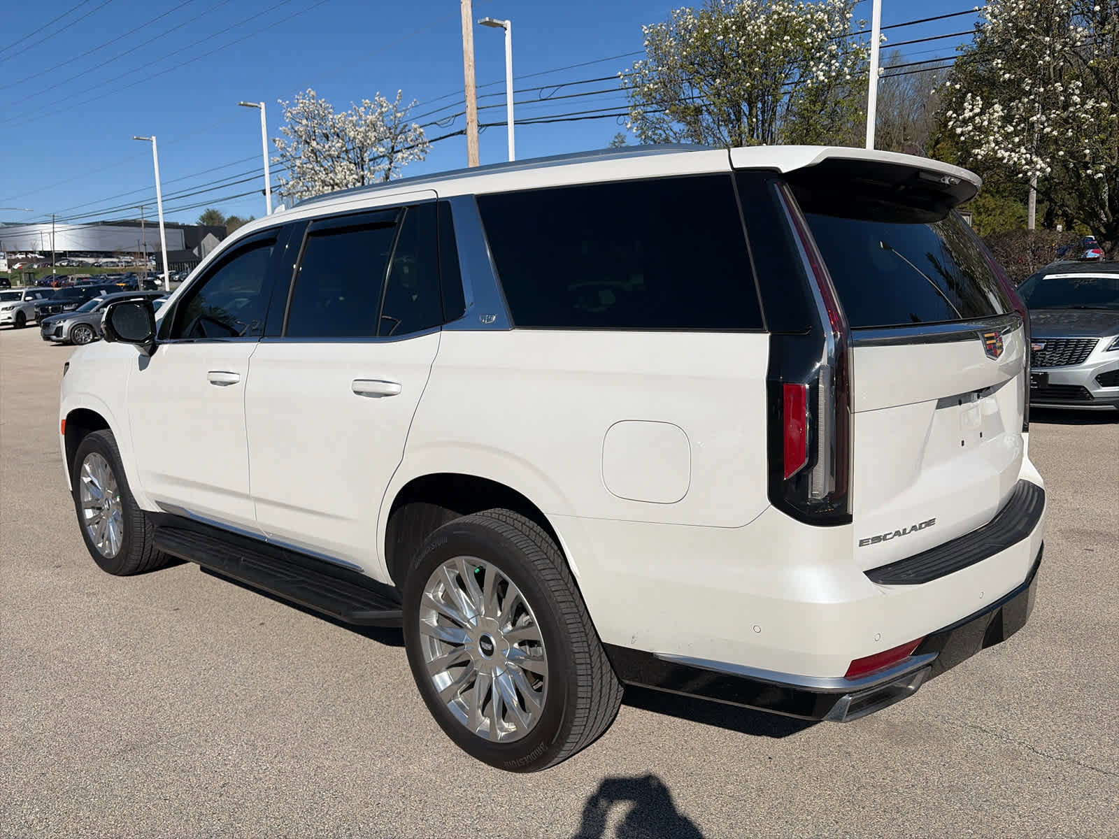 Certified 2023 Cadillac Escalade Premium Luxury w/ LPO, Floor Liner Package image 2