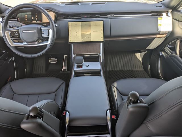 New 2026 Land Rover Range Rover Long Wheelbase SE image 12