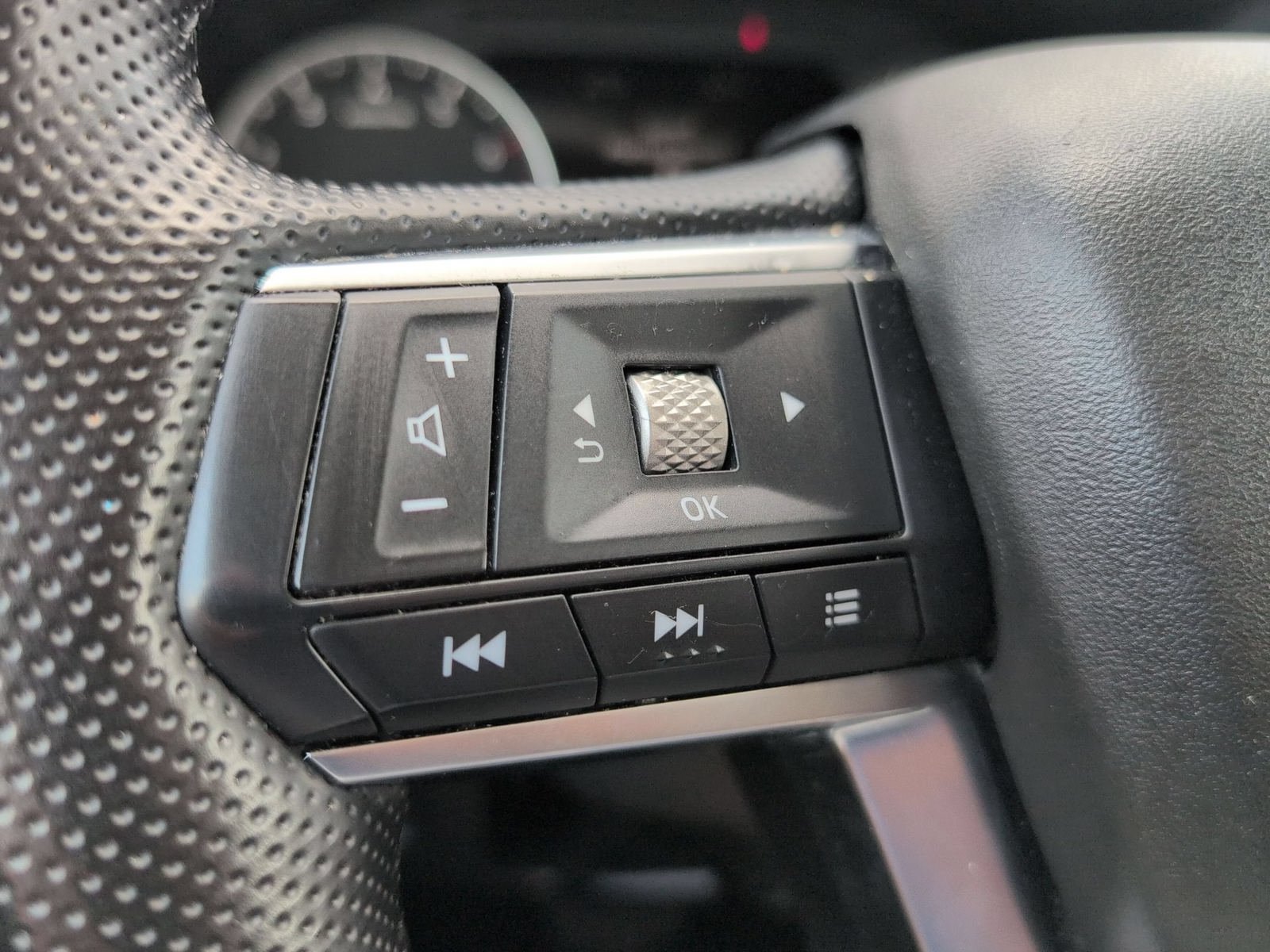 Used 2024 Mitsubishi Outlander SE AWD/4WD image 13