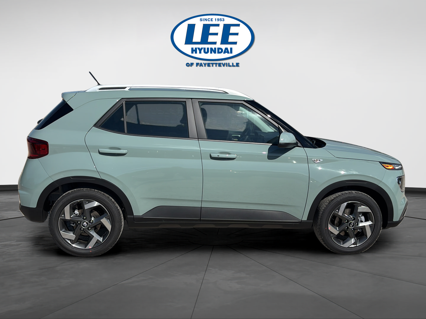 New 2026 Hyundai Venue SEL FWD image 3