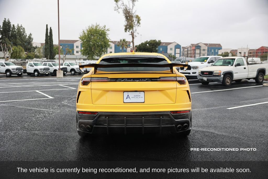 Used 2019 Lamborghini Urus image 4