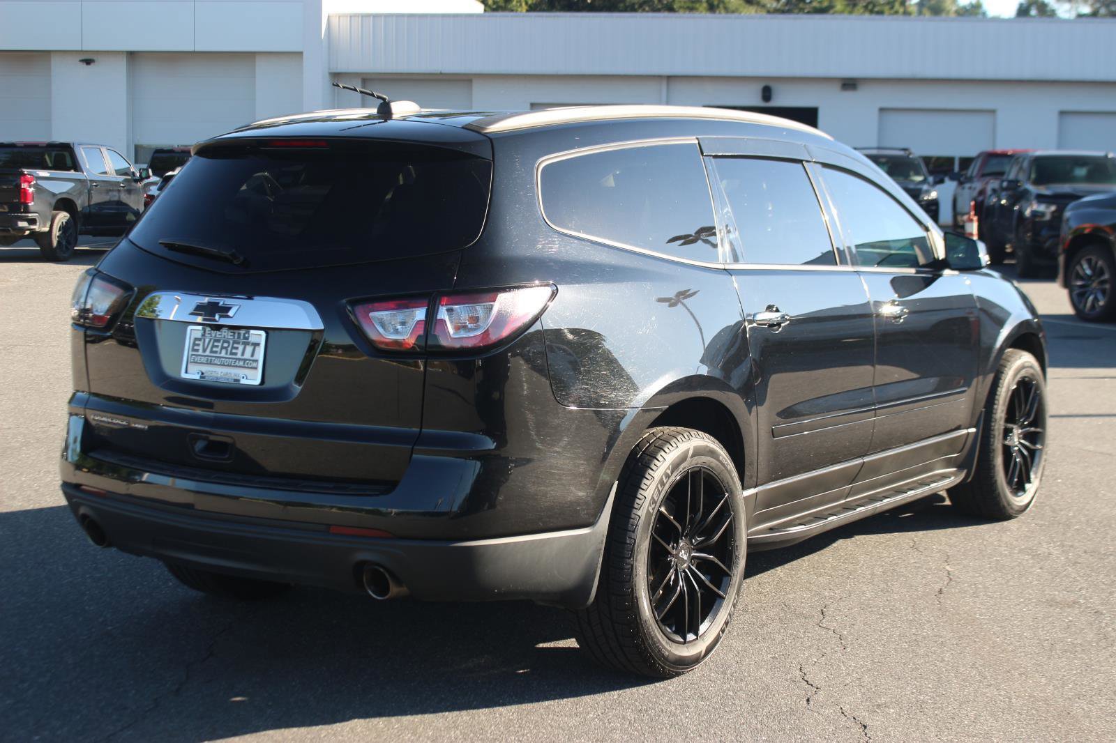 Used 2017 Chevrolet Traverse LT AWD/4WD image 7