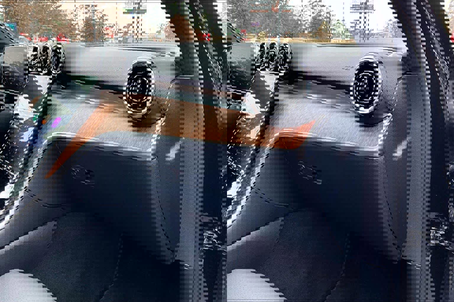 Certified 2025 Mercedes-Benz C 300 4MATIC Sedan image 18