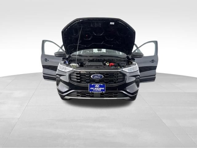 Used 2023 Ford Escape ST-Line w/ Tech Pack #1 image 12