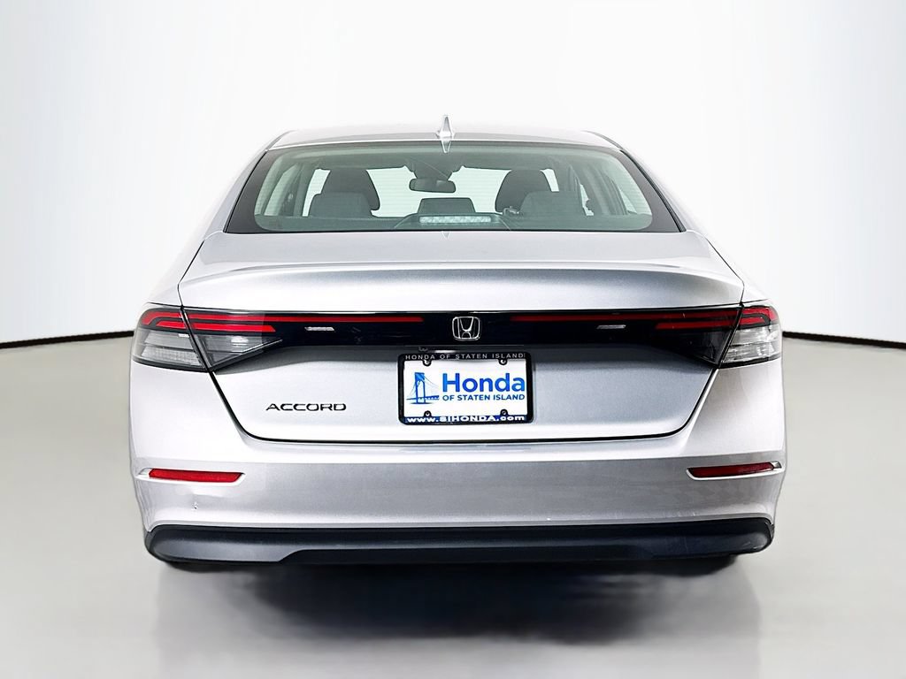 Used 2024 Honda Accord EX image 6