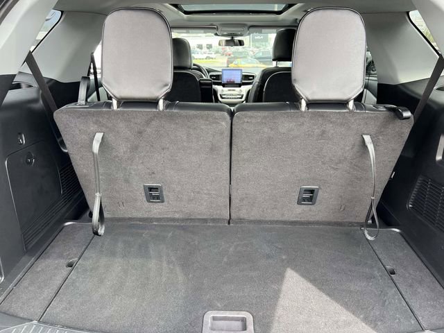 Certified 2023 Ford Explorer XLT w/ Equipment Group 202A AWD/4WD image 7
