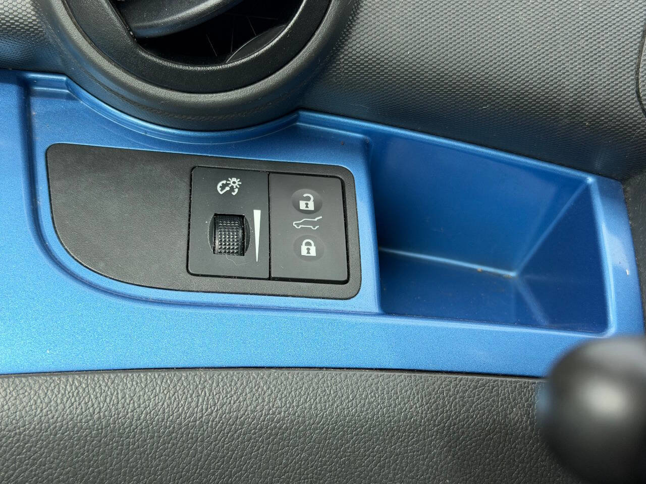 Used 2013 Chevrolet Spark LS FWD image 17