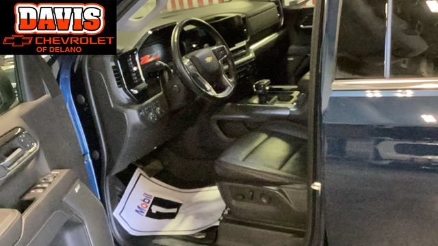 Used 2023 Chevrolet Silverado 1500 LTZ AWD/4WD image 12