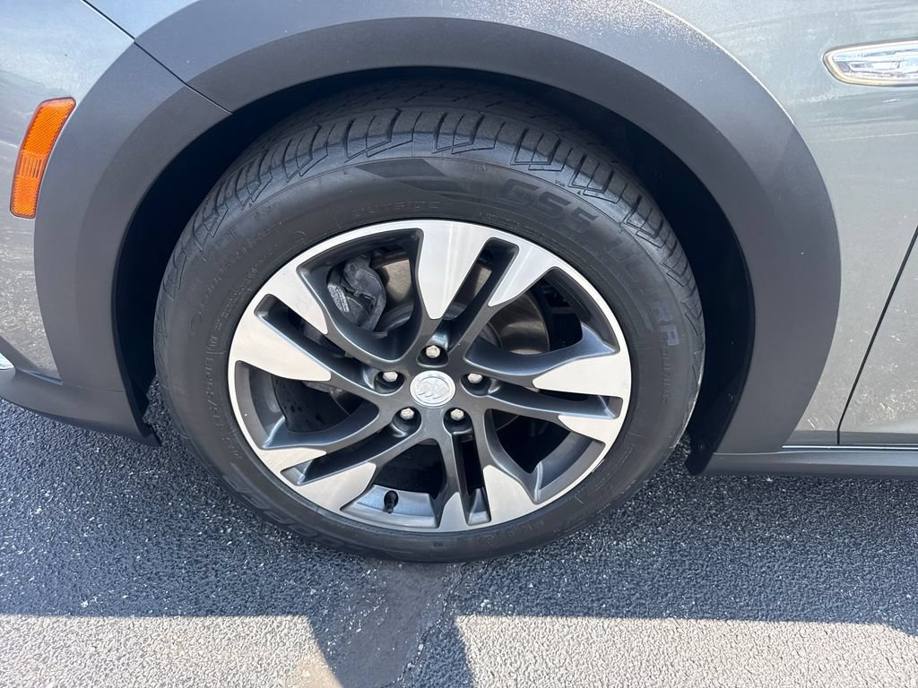 Used 2019 Buick Regal Essence w/ Driver Confidence Package I AWD/4WD image 21