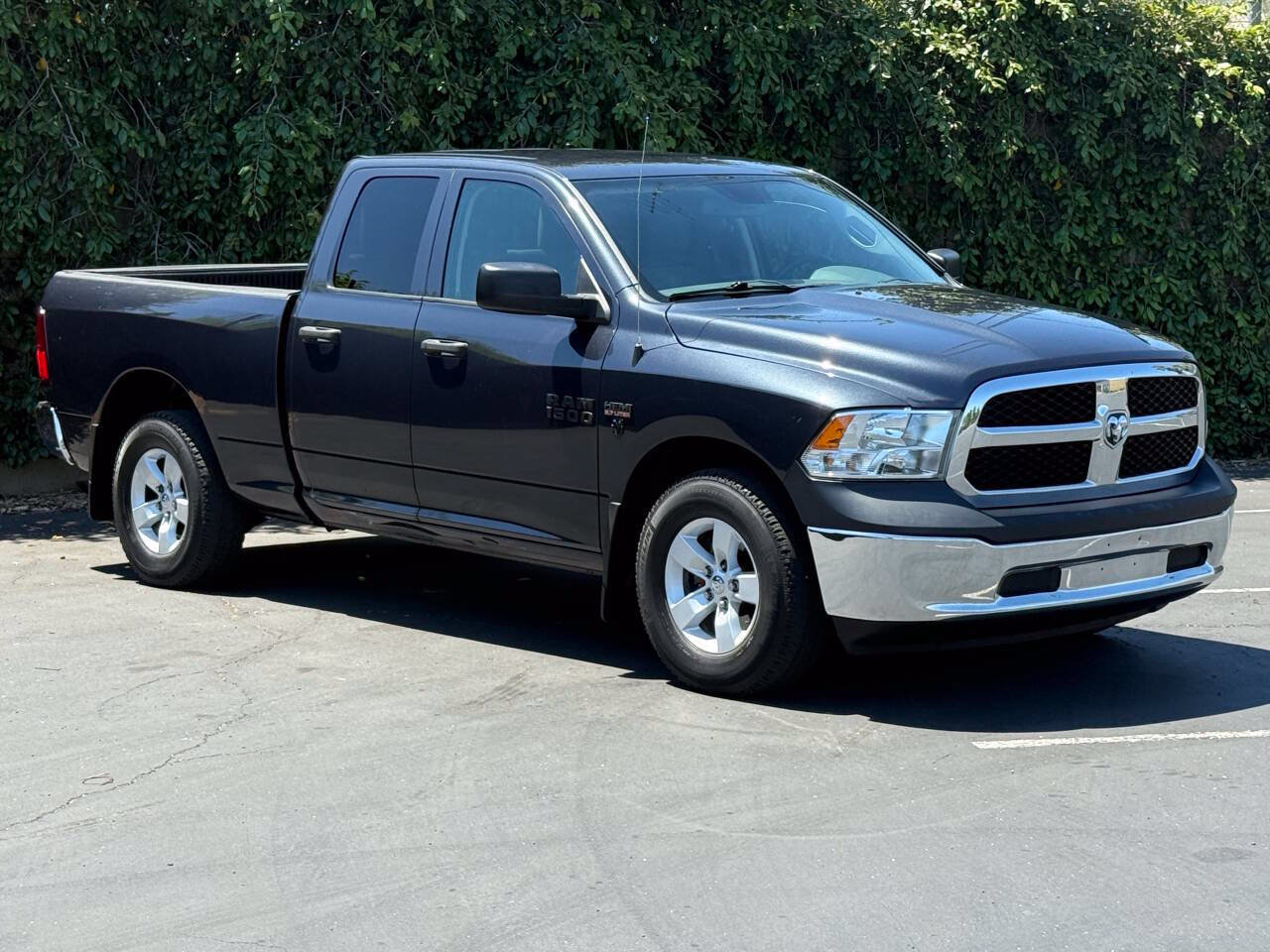 Used 2015 RAM 1500 ST w/ SXT Appearance Group RWD image 3