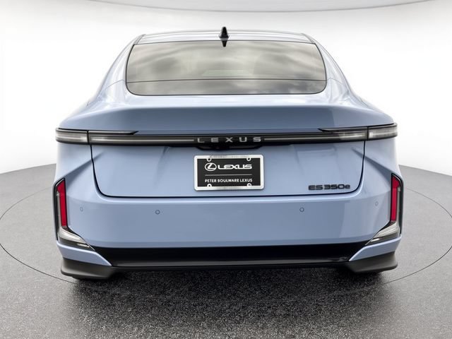 New 2026 Lexus ES 350e w/ Convenience Package FWD image 4