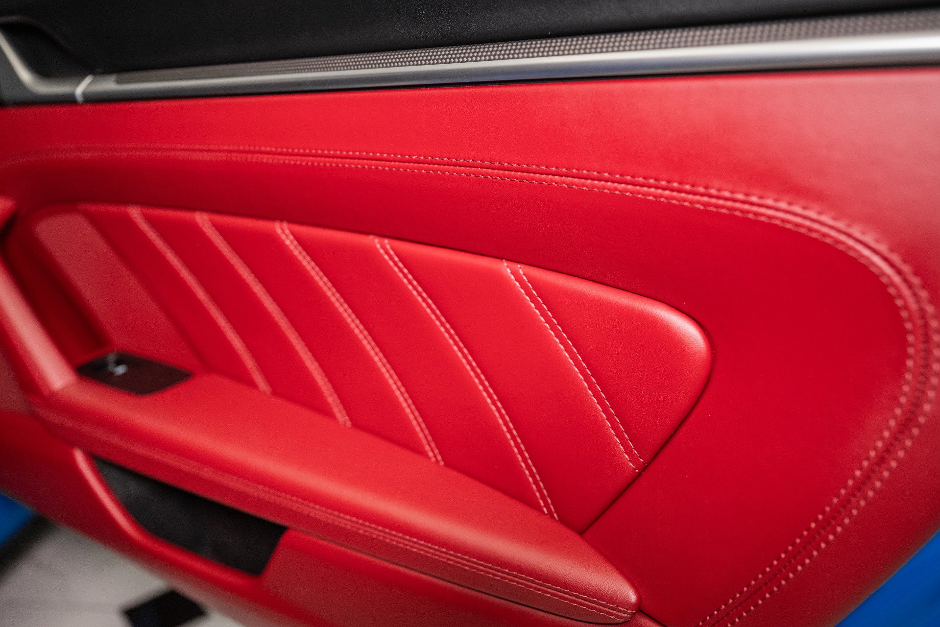 Used 2022 Porsche 911 Turbo S image 46