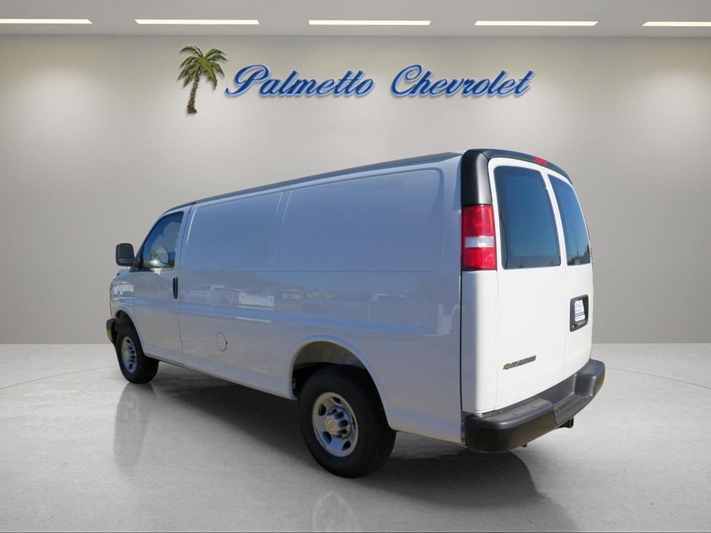 New 2026 Chevrolet Express 2500 w/ Driver Convenience Package RWD image 4