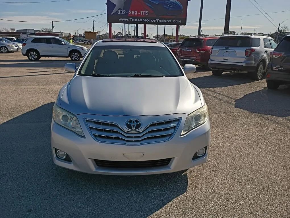 Used 2010 Toyota Camry XLE image 8
