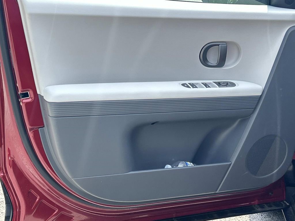 New 2026 Hyundai Ioniq 5 SEL AWD/4WD image 17
