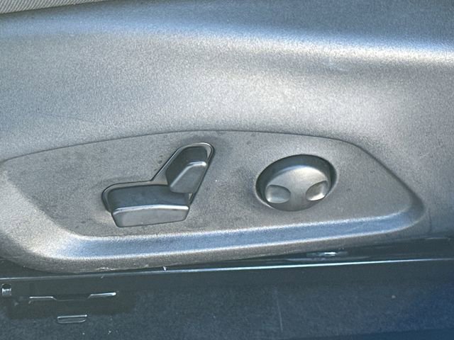 Used 2025 Jeep Compass Limited w/ Sun & Sound Group image 41