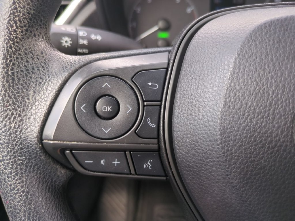 Used 2023 Toyota Corolla Cross AWD Hybrid image 28