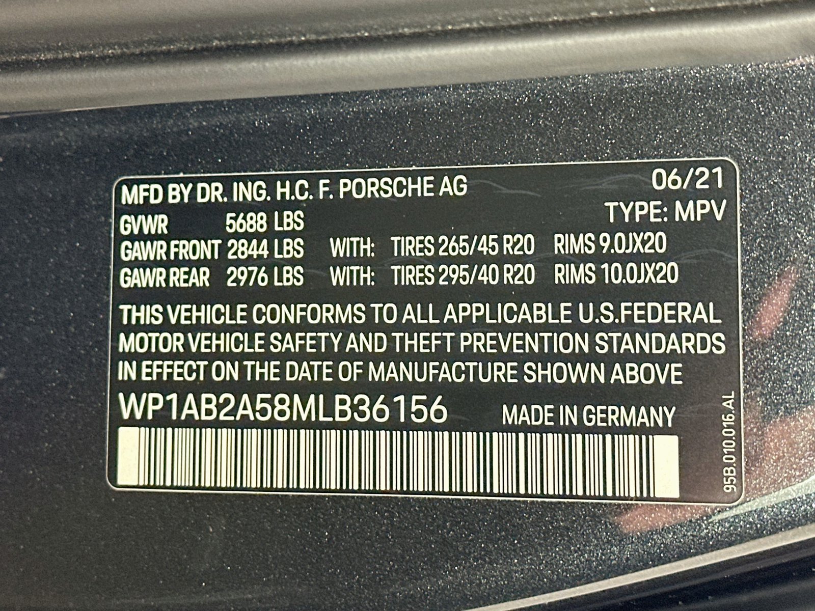 Used 2021 Porsche Macan S AWD/4WD image 49