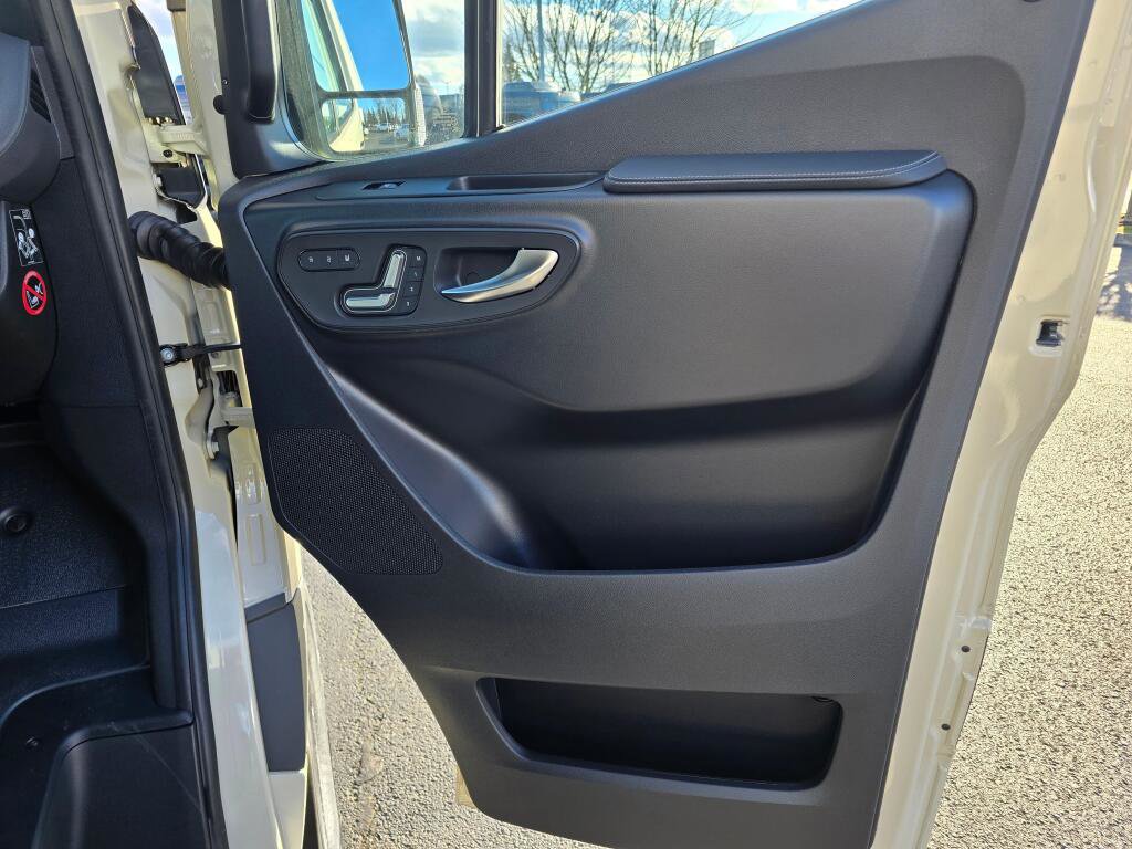 New 2026 Mercedes-Benz Sprinter 144 Cargo image 22
