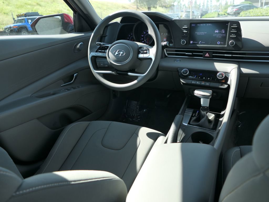 Certified 2023 Hyundai Elantra SEL image 22
