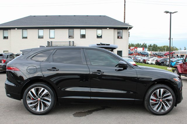 Used 2022 Jaguar F-PACE S image 6