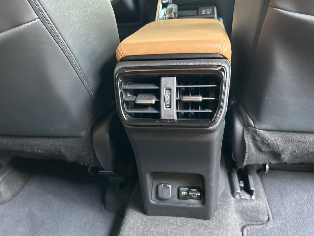 Used 2023 Lexus NX 250 FWD w/ Towing Package (2000 Lbs) image 30