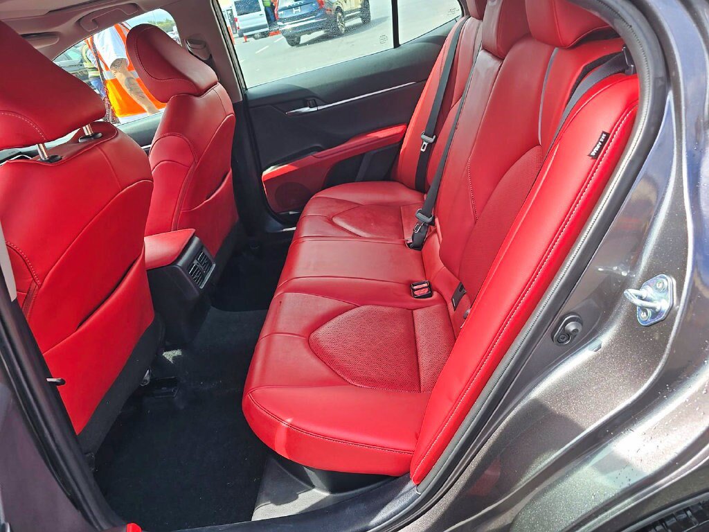 Used 2022 Toyota Camry XSE w/ Cold Weather Package FWD image 17