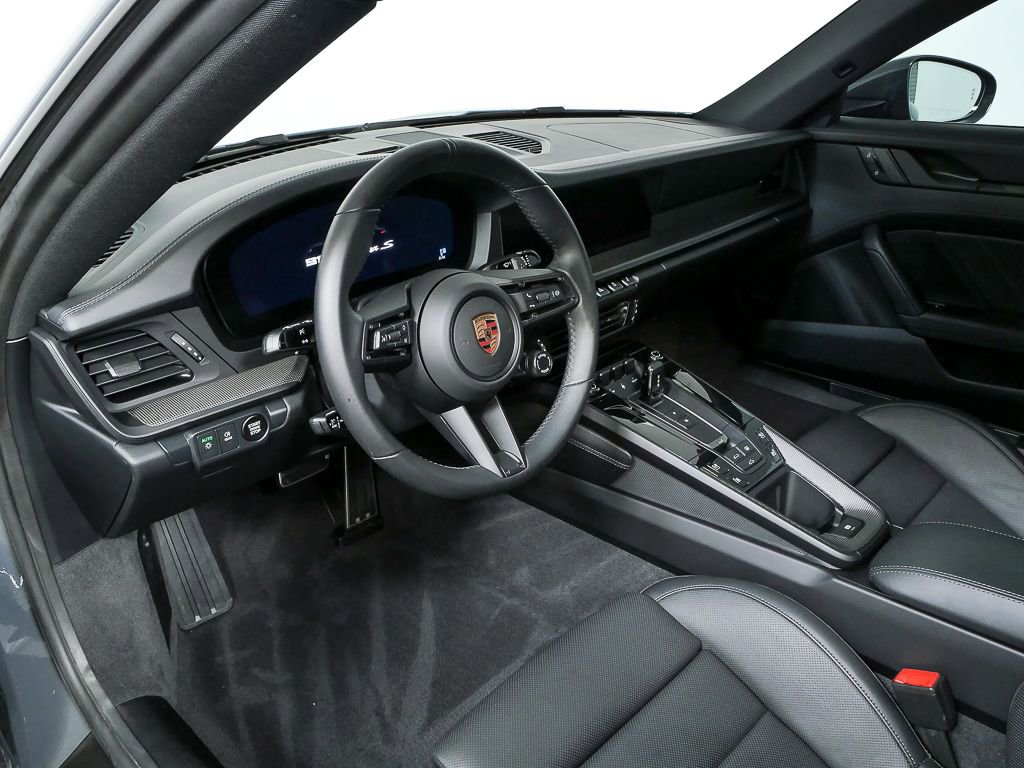 Certified 2025 Porsche 911 Carrera S image 4
