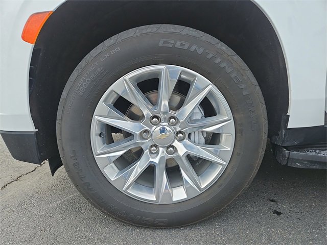 Certified 2021 Chevrolet Suburban Premier w/ Premium Package image 34