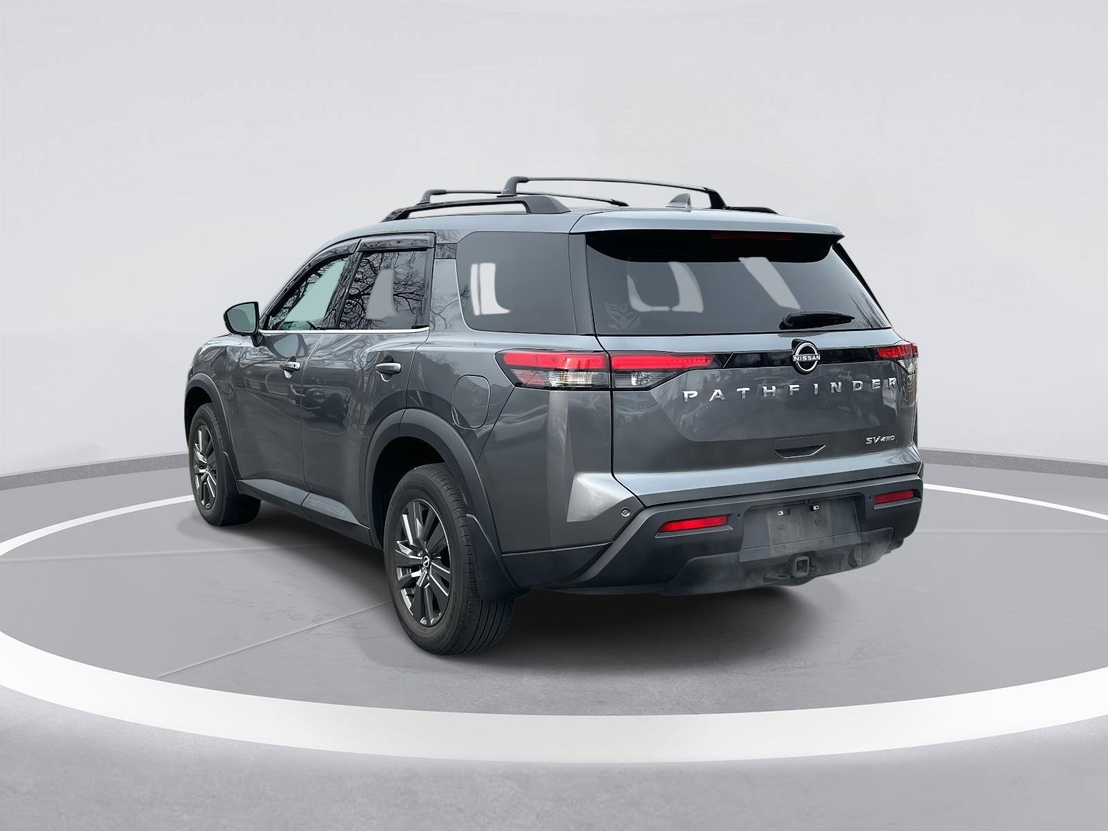 Used 2022 Nissan Pathfinder SV w/ SV Premium Package image 7