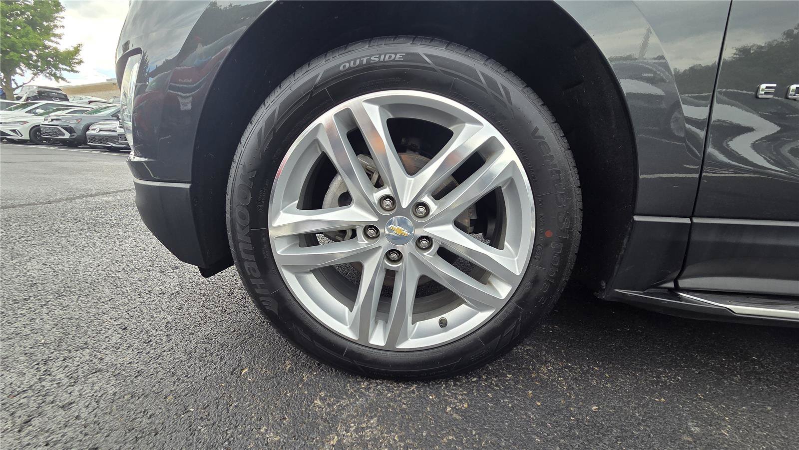 Used 2018 Chevrolet Equinox Premier AWD/4WD image 11
