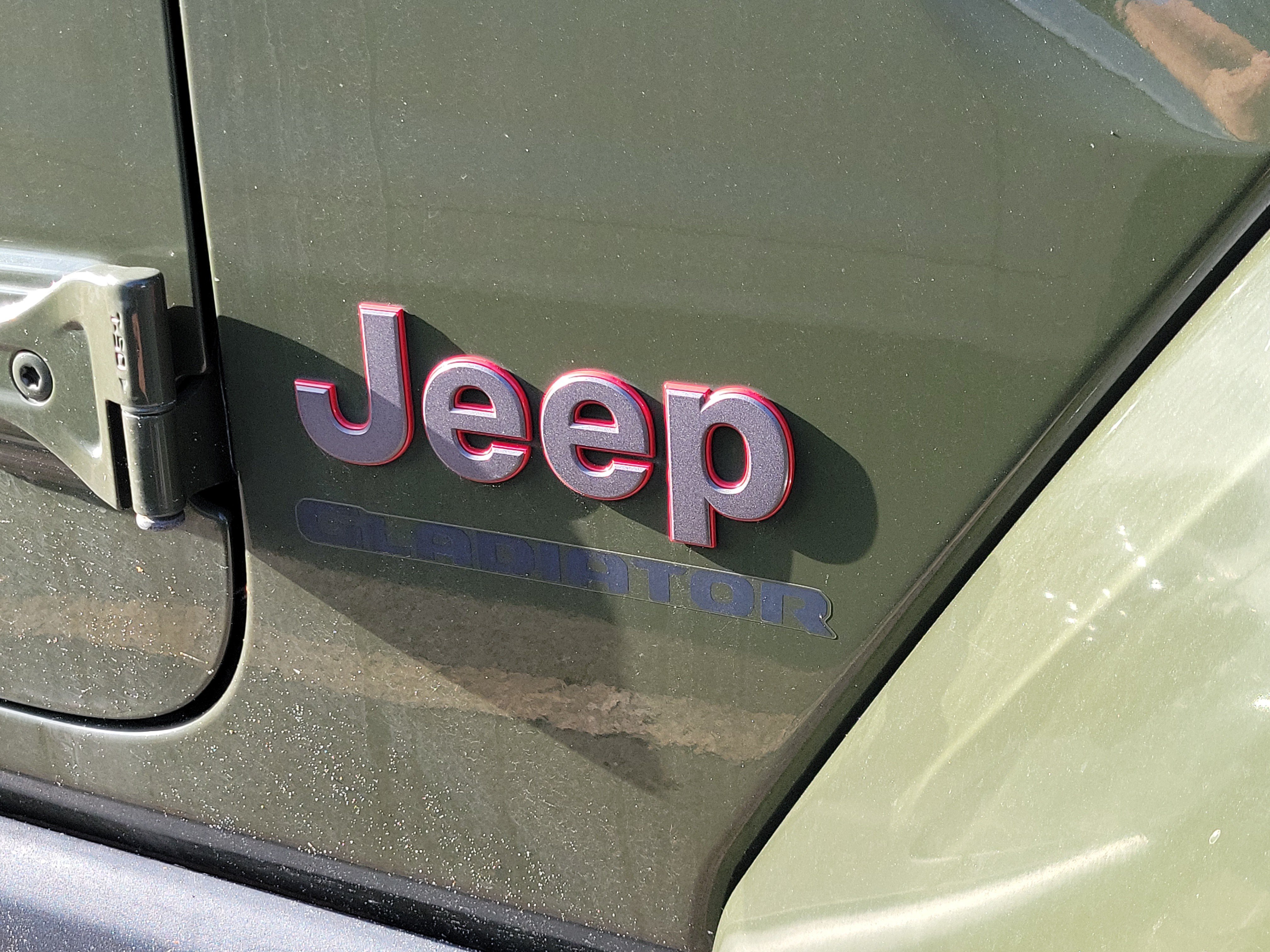 Used 2021 Jeep Gladiator Rubicon AWD/4WD image 7