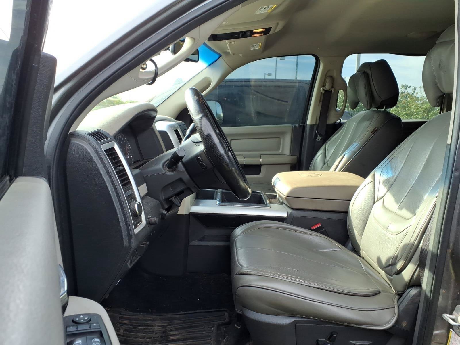 Used 2012 RAM 2500 SLT w/ Technology Group AWD/4WD image 4